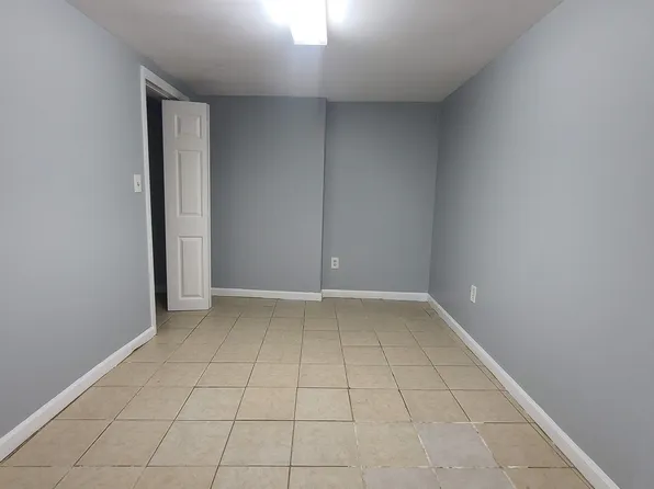 6206 Newkirk Avenue image 9 of 20