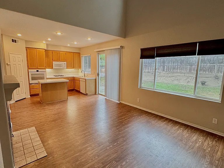 41235 Sea Island Ct — Photo 9
