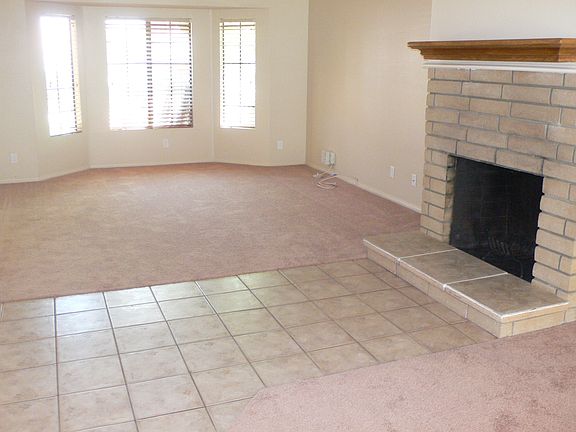 Tile circles Carpet Areas