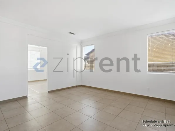 1232 W Avenue H7, Lancaster, CA 93534