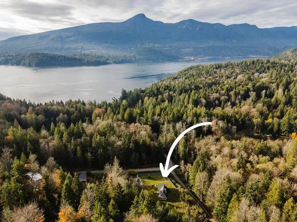 650A Dulcie Rd, Sunshine Coast, BC V0N 1V0