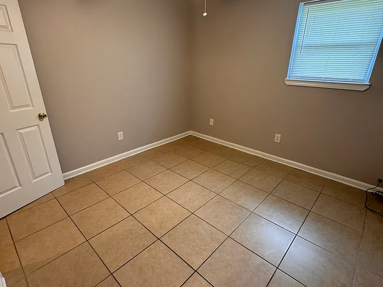 3221 Golden Dr #D — Photo 11