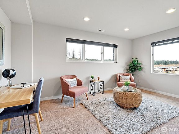 5th image of 5104 53rd Avenue W