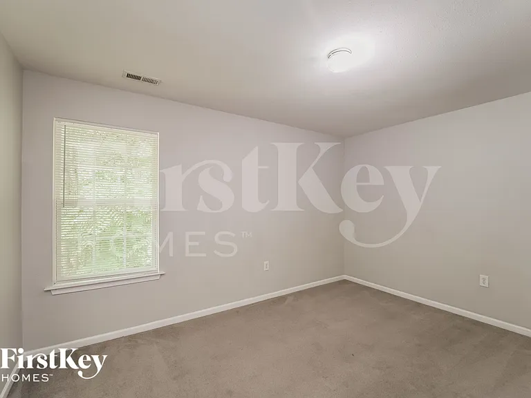 2553 Mulberry Pond Dr — Photo 15