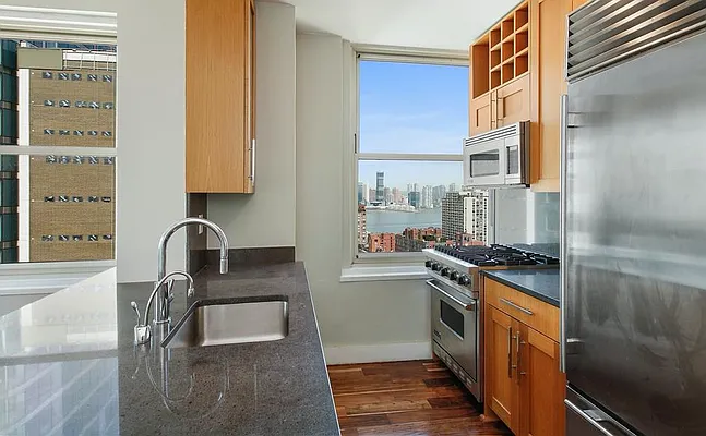 Rented by Compass | media 16