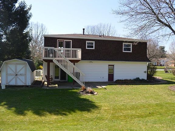 2nd image of 1795 Viking Ave