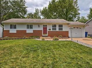 5229 Ville Cecelia Ln, Hazelwood, MO 63042