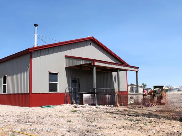 28 Bill Budd Rd, Marbleton, WY 83113