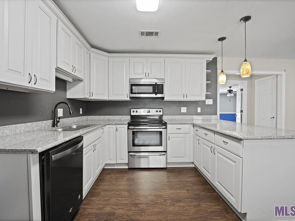 1st image of 26295 Shadow Brook Ave