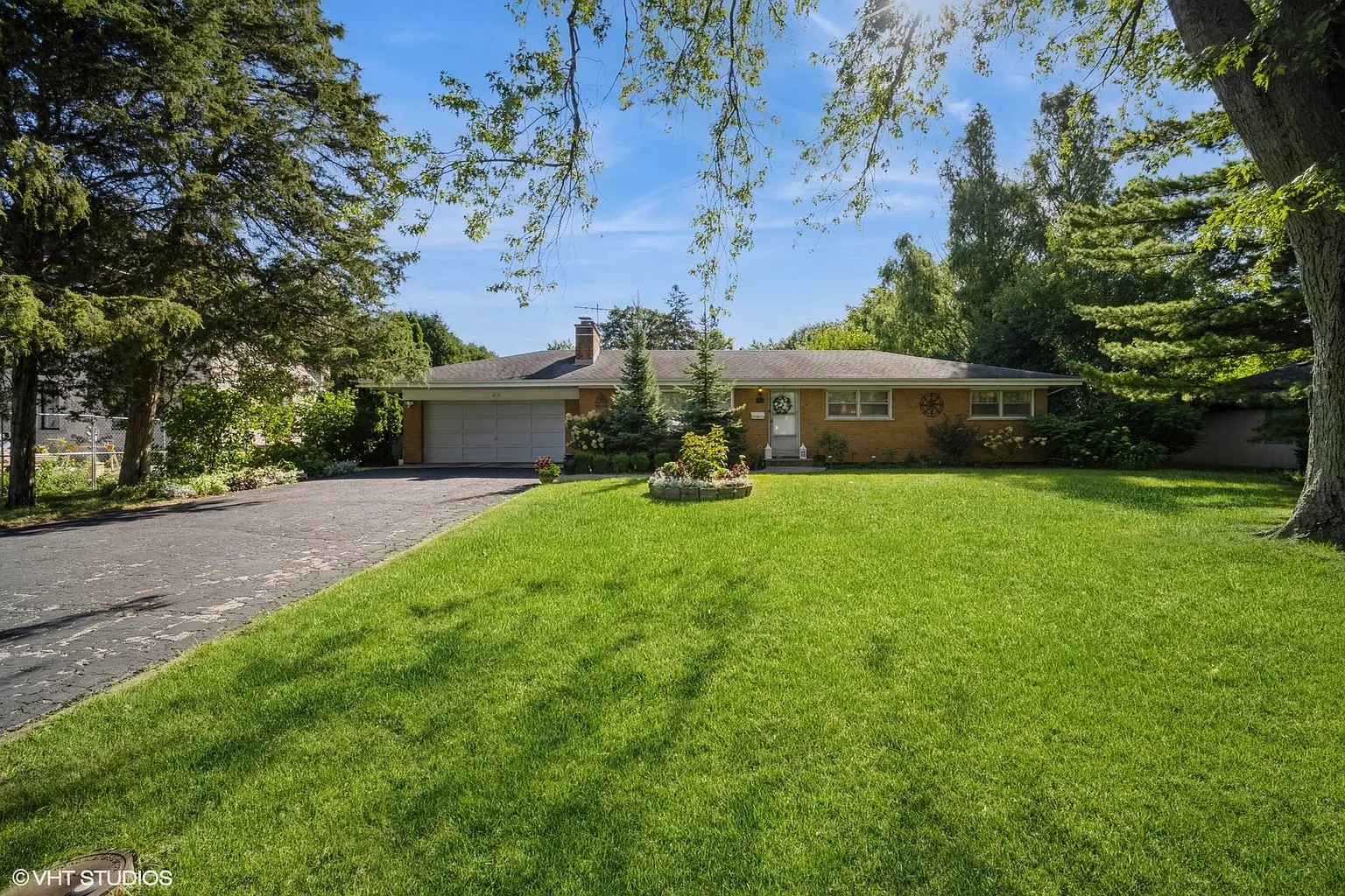 303 Cottonwood Rd photo 1