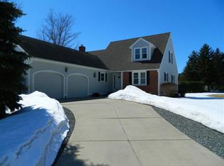 44 Phillips Cmn, North Andover, MA 01845