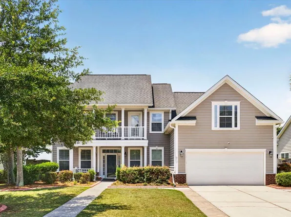 217 Palmetto Village Cir, Moncks Corner, SC 29461