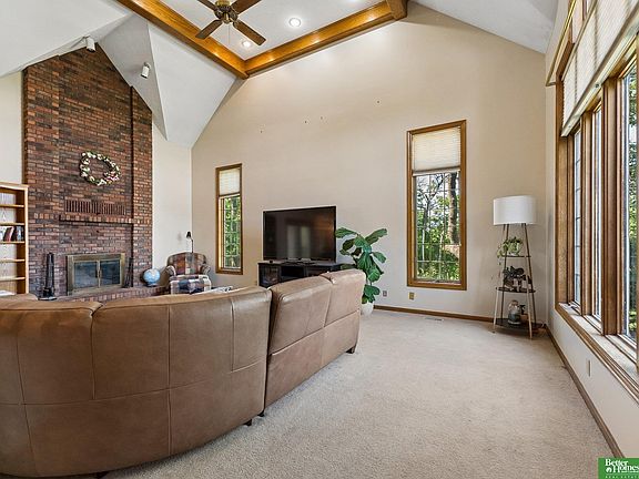 5th image of 1209 Cottonwood Cir