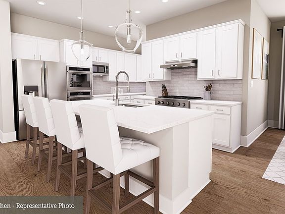 The Calderon - Kitchen