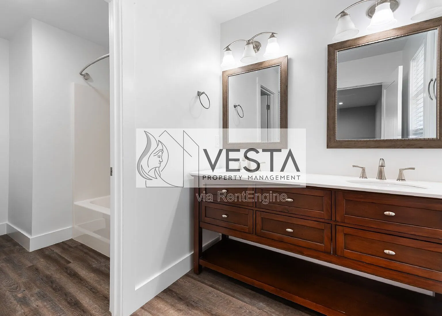 3 bed, 3.0 bath, 1510 sqft, $2,350 — Photo 4
