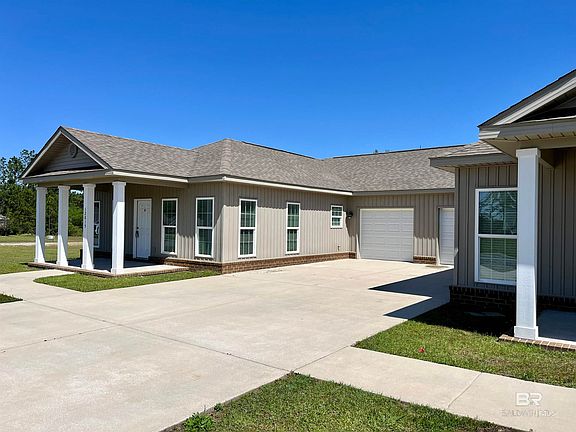 3rd image of 33048 Stables Dr #A