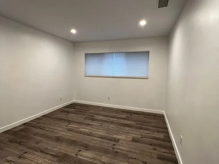 1233 Franklin St #101 — Photo 7