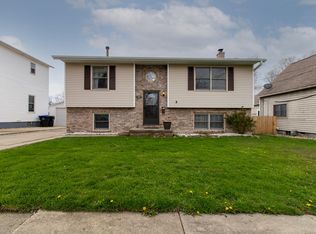 809 E Wood St, Bloomington, IL