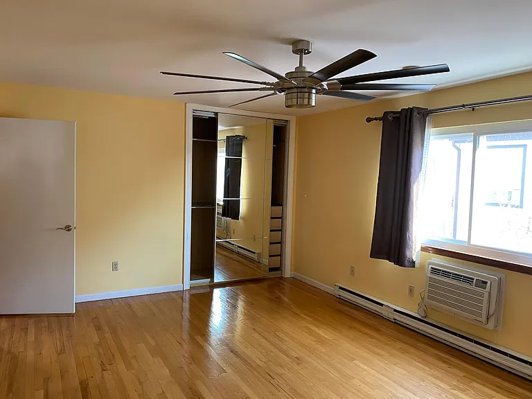 10 Hoover Ave #2 — Photo 7