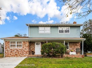 117 2nd Ave, Toms River, NJ 08757