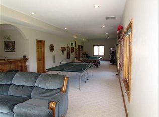 571 E Lakewood Pl, Springfield, MO 65810