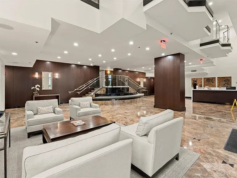 Building's Lounge