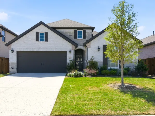 910 Winter Cherry Ln, Haslet, TX 76052
