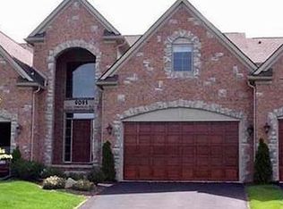 9095 Lake Dominion Dr #11, Brighton, MI 48114