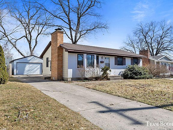 2nd image of 3748 Parkland Ave SW