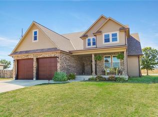 917 Venita Dr, Odessa, MO 64076