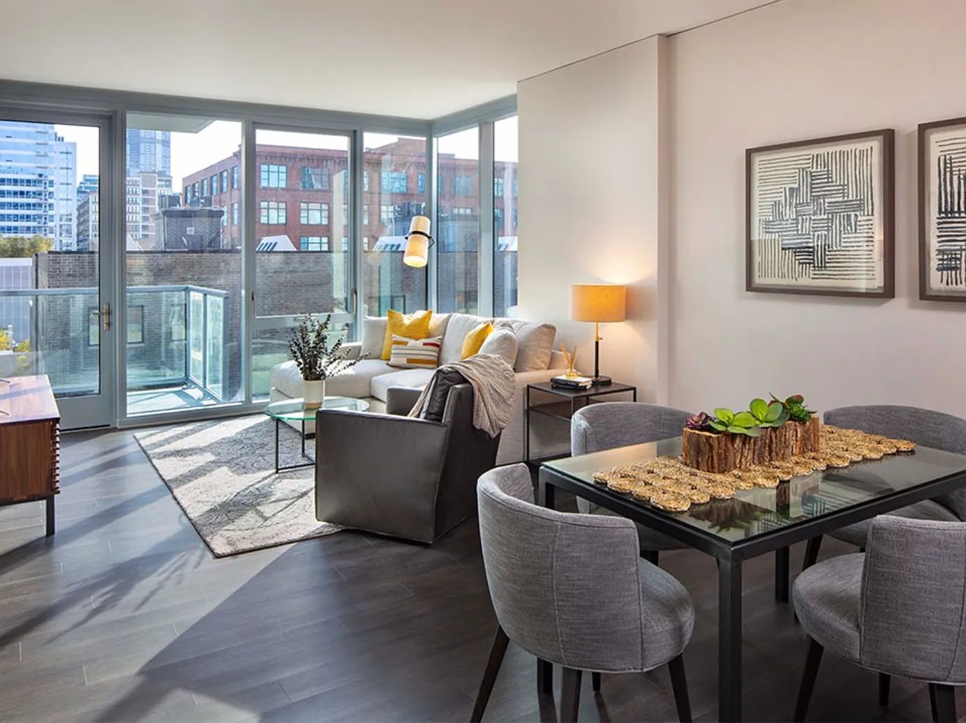 2 bed, 1051 sqft, $4,598 — Photo 3
