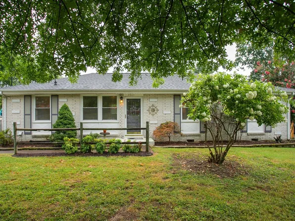 2805 Barclay Dr, Nashville, TN 37206