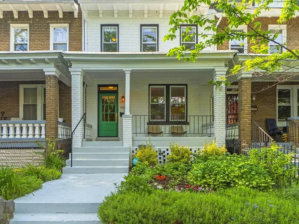 1722 Bay St SE, Washington, DC 20003