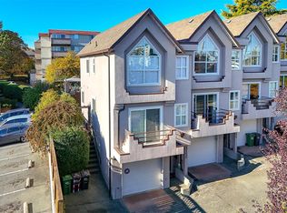 3150 Washington Ave, Victoria, BC V9A1P6