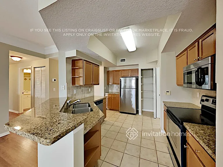 276 Murcia Dr #304 — Photo 5