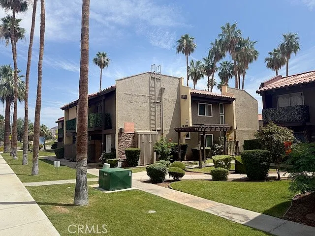 51025 Avenue Martinez #2 — Photo 20