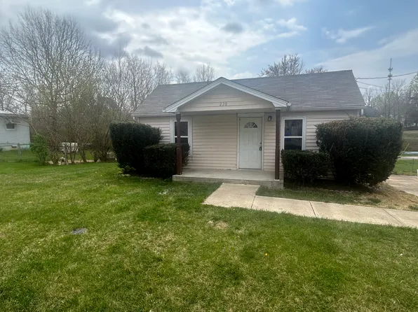 230 Horseshoe Ct, Radcliff, KY 40160