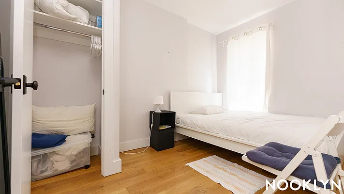 Rented by Nooklyn NYC LLC | media 27