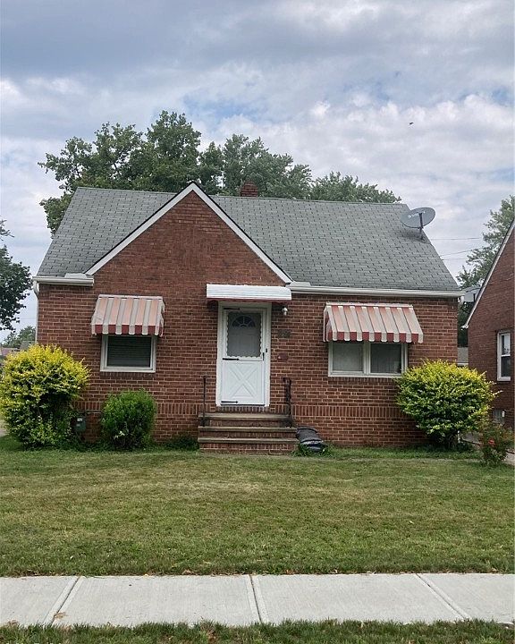 2nd image of 13508 Sprecher Ave