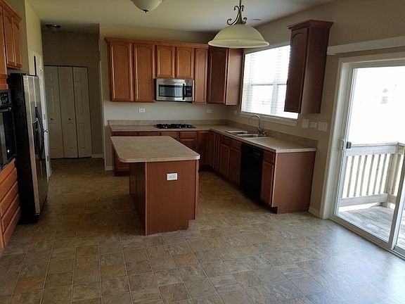 5th image of 416 Bower Ln #803
