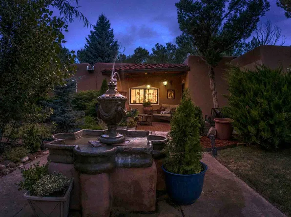 222 State Highway 240, Taos, NM 87571