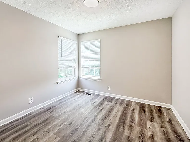 5012 Chadfield Way — Photo 16