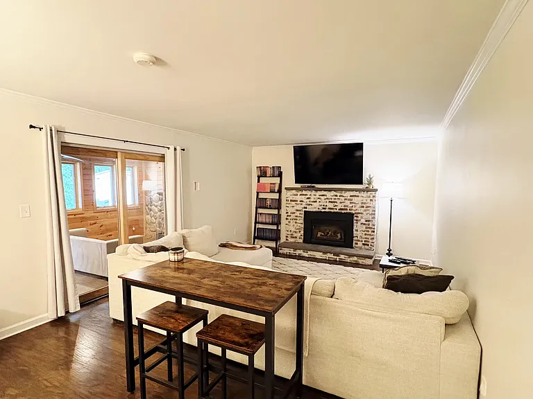 4 Woodlake Dr — Photo 9