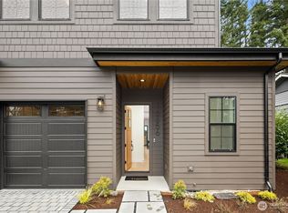 16656 NE 12th St, Bellevue, WA