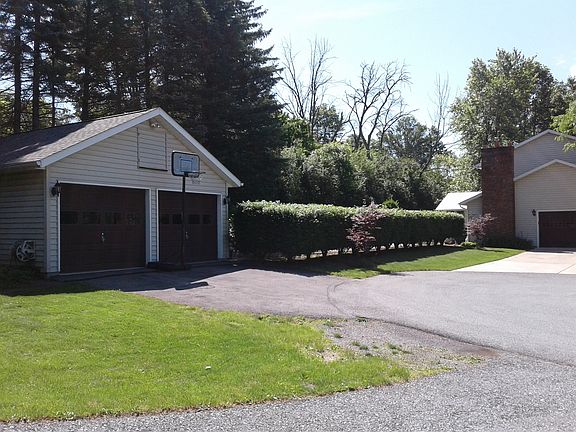 5th image of 118 Sylvan Crest Dr