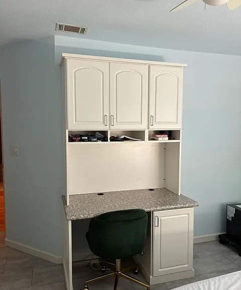 917 Arrowhead Ter — Photo 13