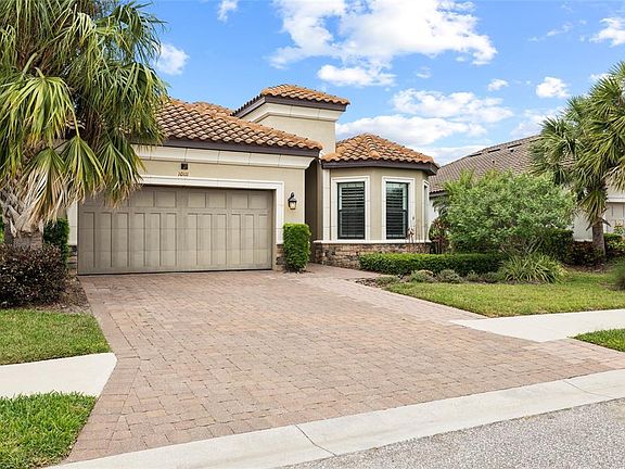3rd image of 10111 CRAFTSMAN PARK WAY