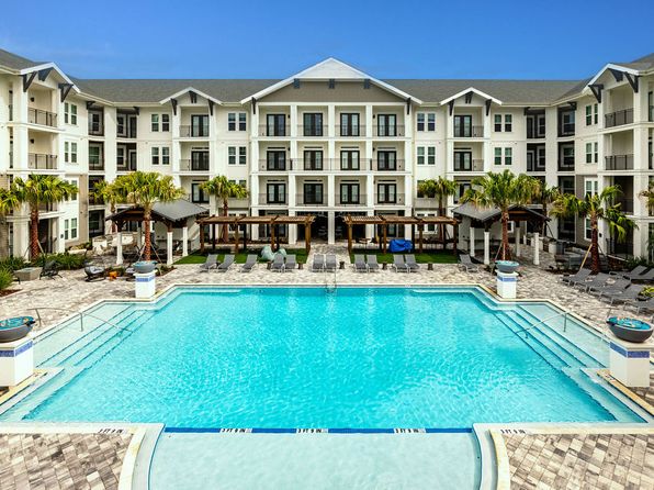6350 Union Station Ct #1-206