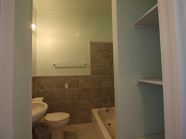 2506 Dabadie St — Photo 9