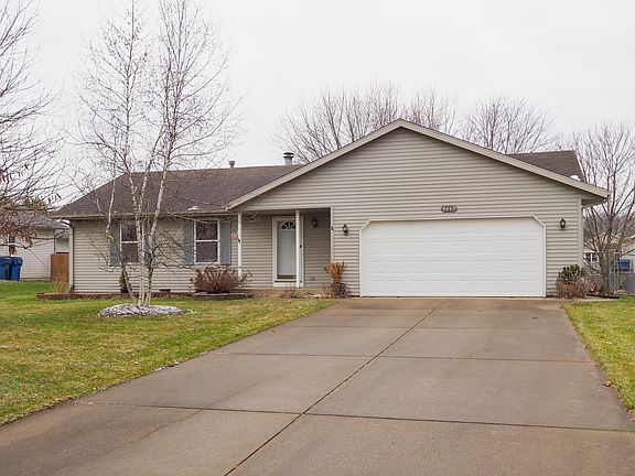 2nd image of 4843 Yellow Pine Ln